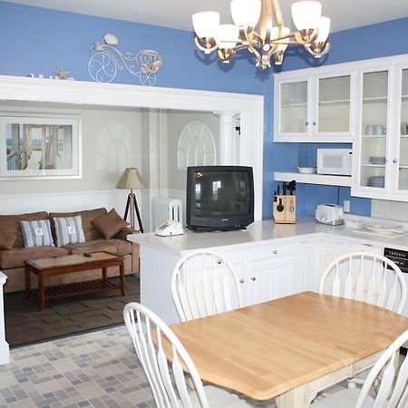 Coast Village Inn And Cottages ويلز الغرفة الصورة